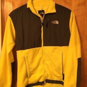 Women’s yellow north face. Size large